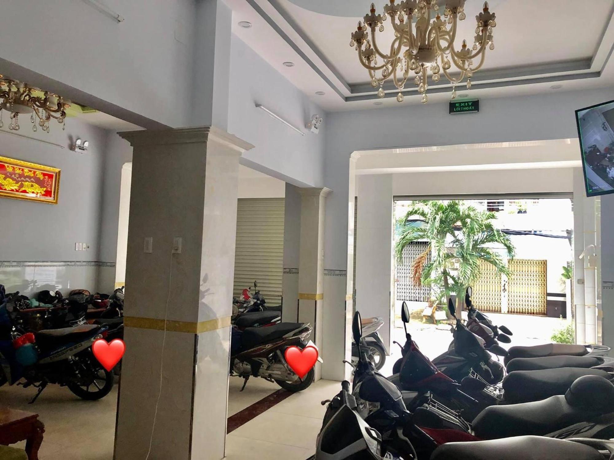 Thuy Trang Hotel Хошимин Екстериор снимка